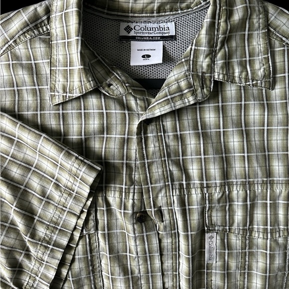 Mens Columbia Short Sleeve Plaid Button Front Shirt Size Large - Picture 3 of 3